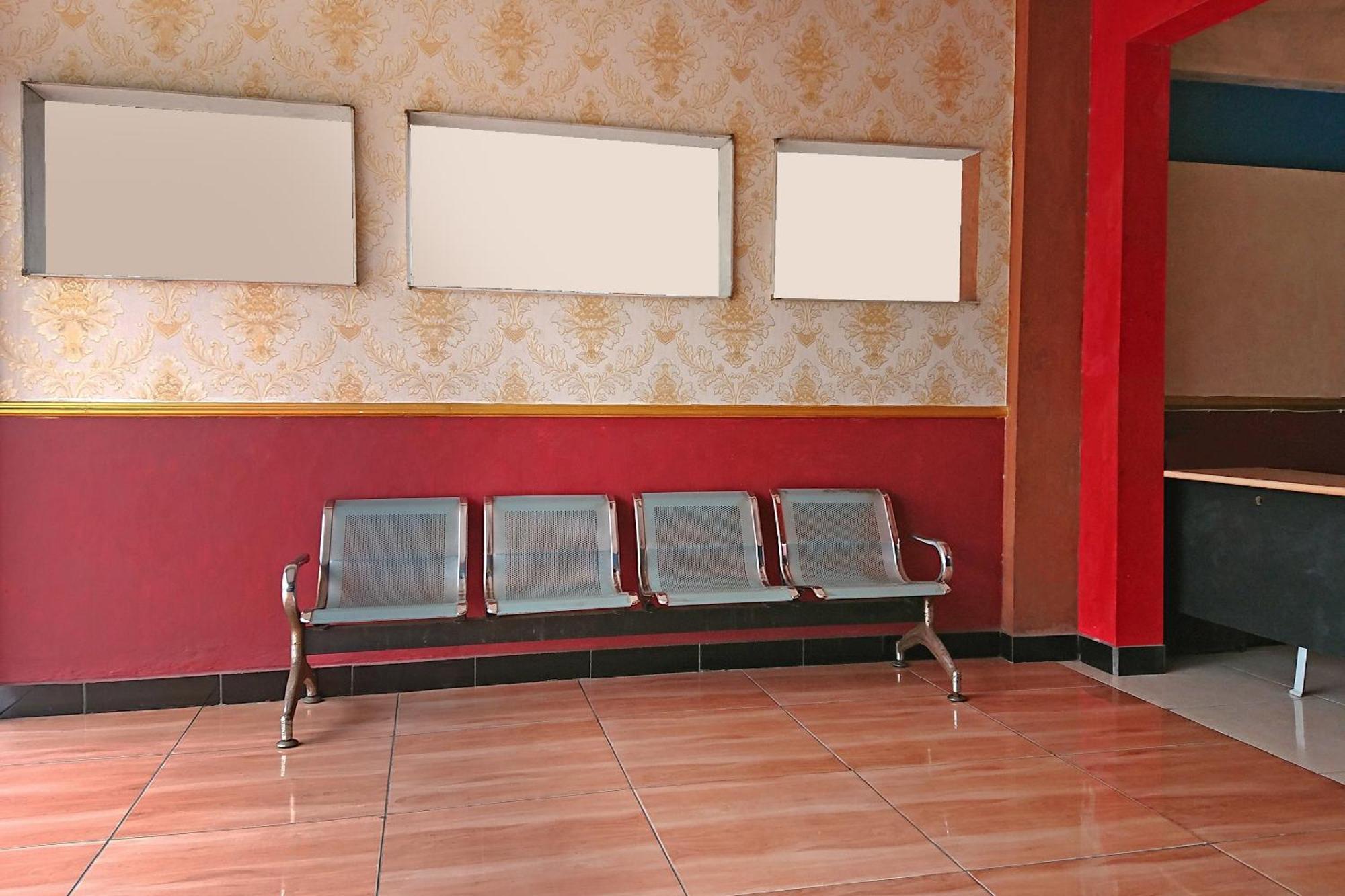 Spot On 2473 Buana Jaya Guest House Cilacap Exterior foto